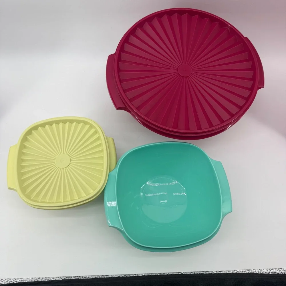 Tupperware wonderlier canister